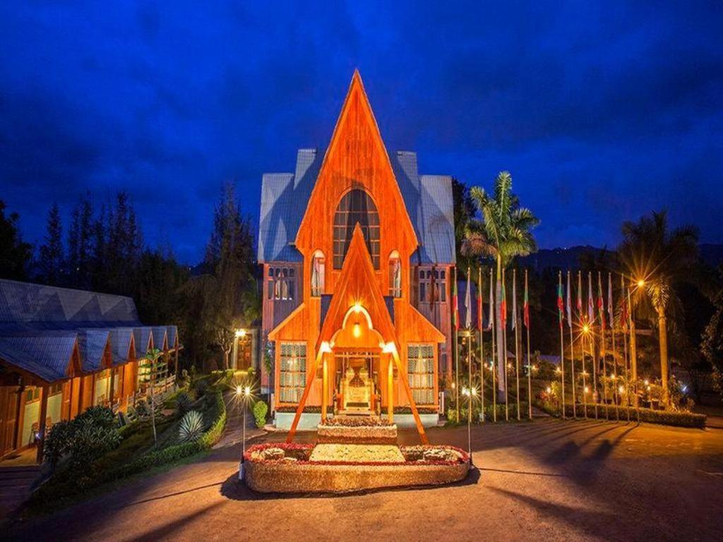 Aye Thar Yar Golf Resort Taunggyi Eksteriør billede