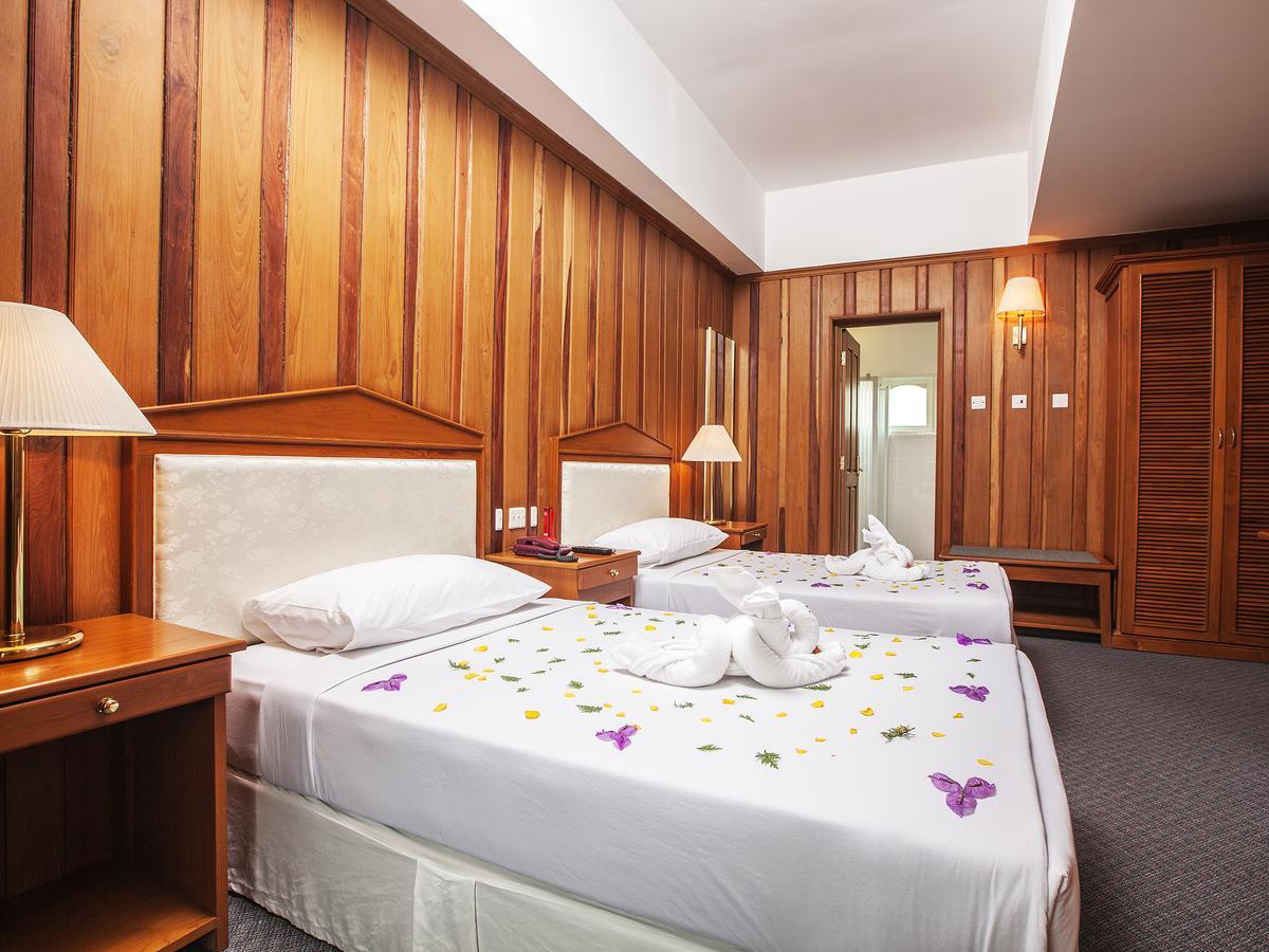 Aye Thar Yar Golf Resort Taunggyi Eksteriør billede