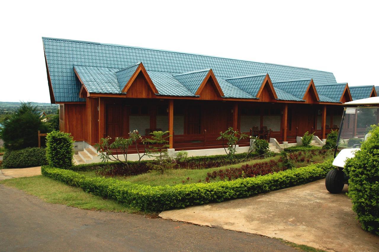 Aye Thar Yar Golf Resort Taunggyi Eksteriør billede