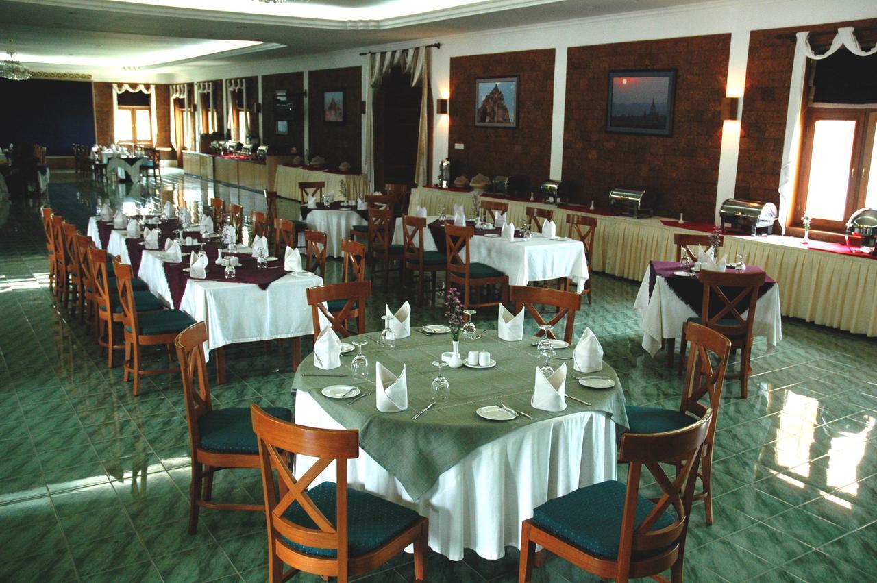 Aye Thar Yar Golf Resort Taunggyi Eksteriør billede